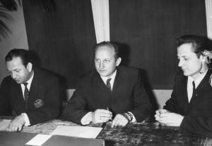 img052 Tomaszkiewicz Kazimierz (dyr. ZST) z prawej Adolf Borowik